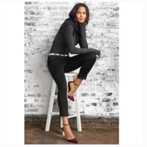 Cabi 3189 New Crop Black Denim Cropped Jeans - Picture 1 of 6